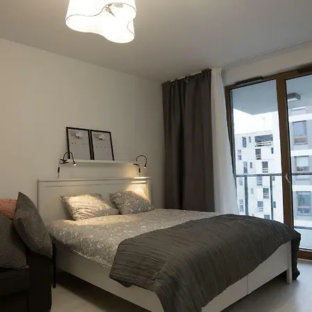 Apartment Jaktorowska 5 *
