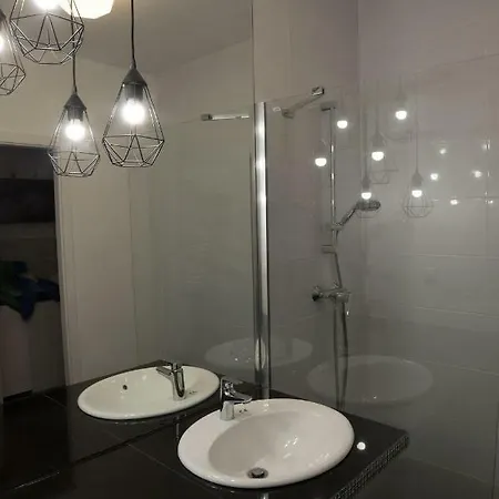 Apartment Jaktorowska 5 *
